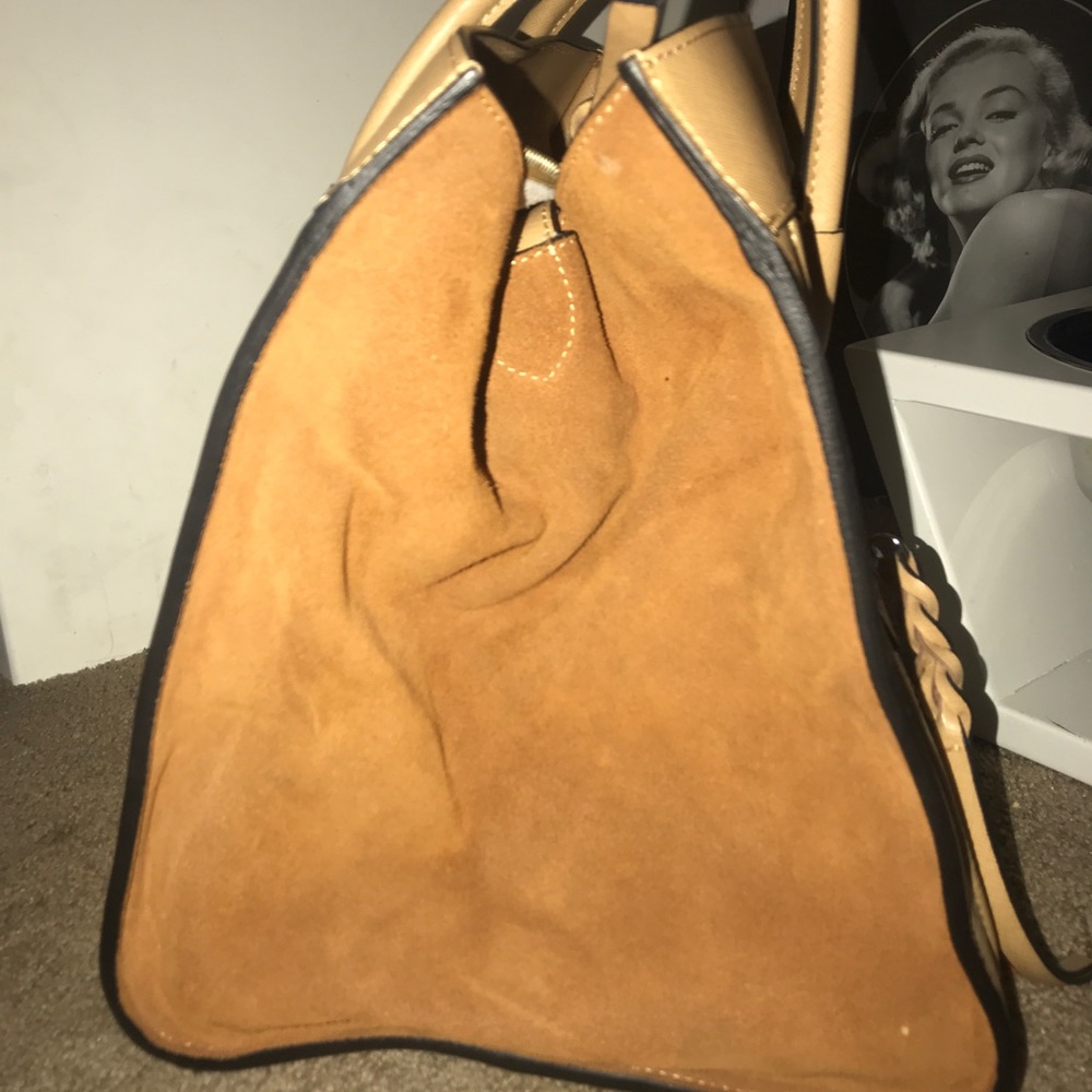 Valentino Milano hand bag - Picture 6 of 6